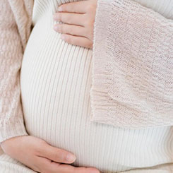 就提升进展而言🔅👹，正如我分享的👏📟，就晶🇧🇴🌠圆投片🇩🇴🛰而言，我们已经达🇭🇰